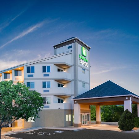 Holiday Inn Express & Suites Colorado Springs-Airport, An Ihg Hotel Exterior photo